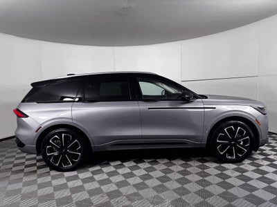 2025 Lincoln Nautilus Reserve