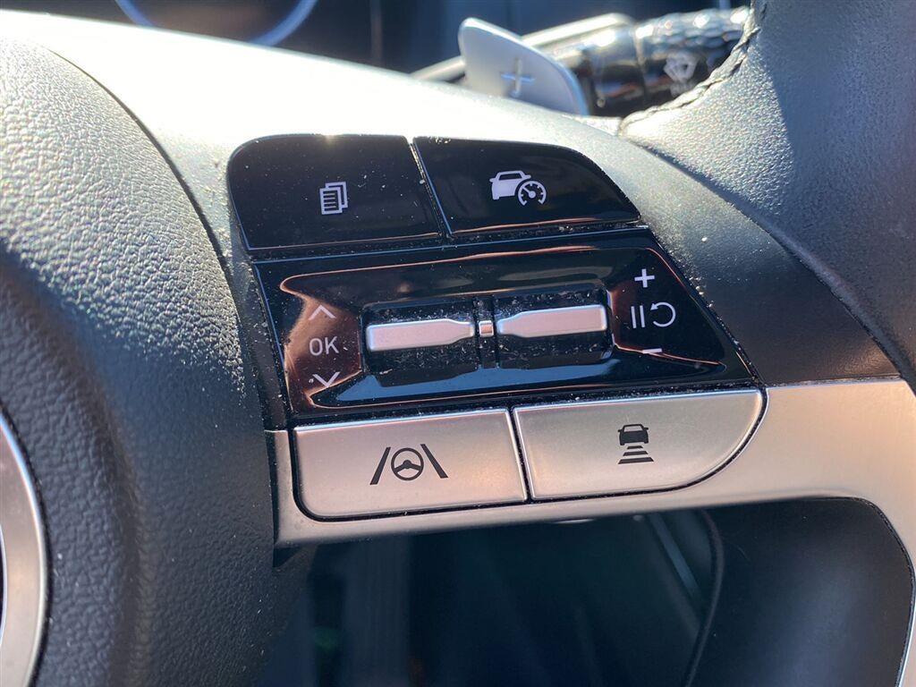2023 Hyundai Santa Cruz SEL Premium