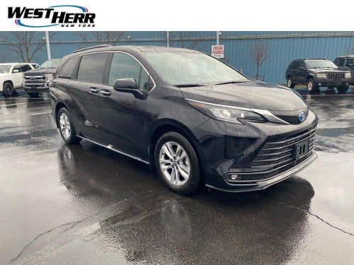 2025 Toyota Sienna XLE 7 Passenger