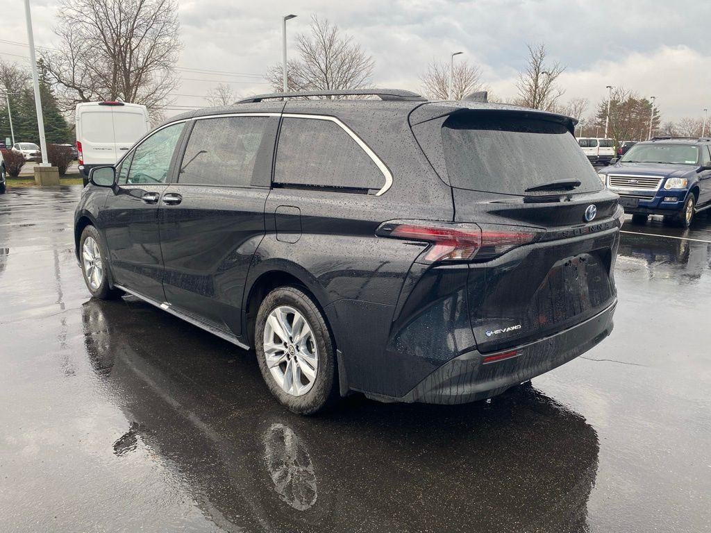 2025 Toyota Sienna XLE 7 Passenger
