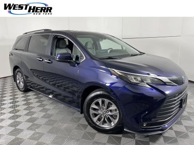 2025 Toyota Sienna XLE 7-Passenger