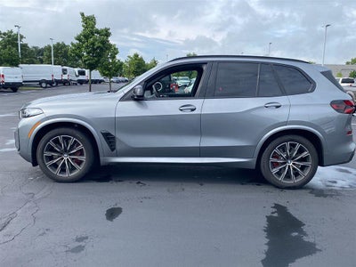 2026 BMW X5 M60i
