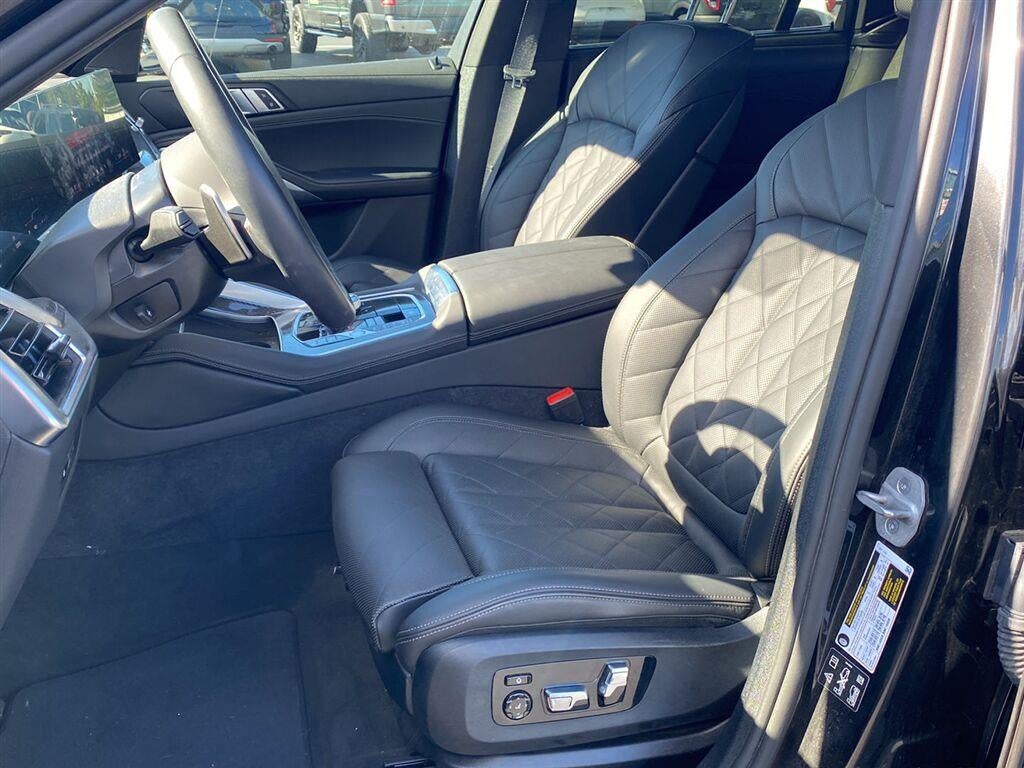 2026 BMW X6 M60i