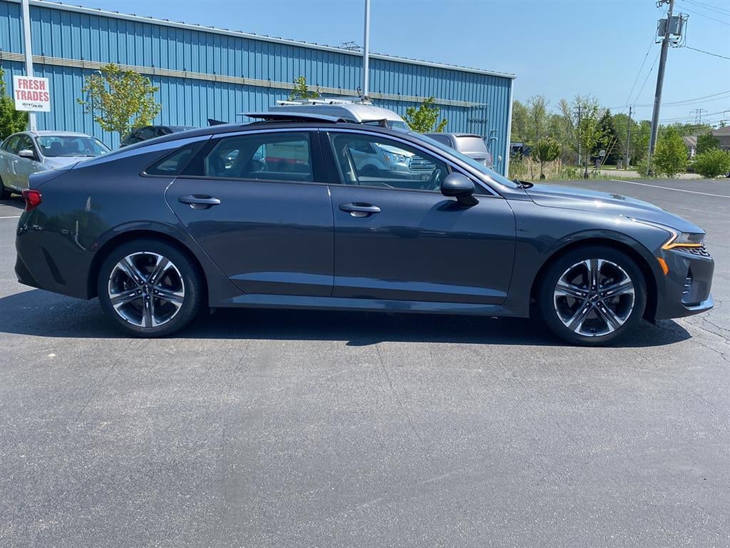 2022 Kia K5 EX