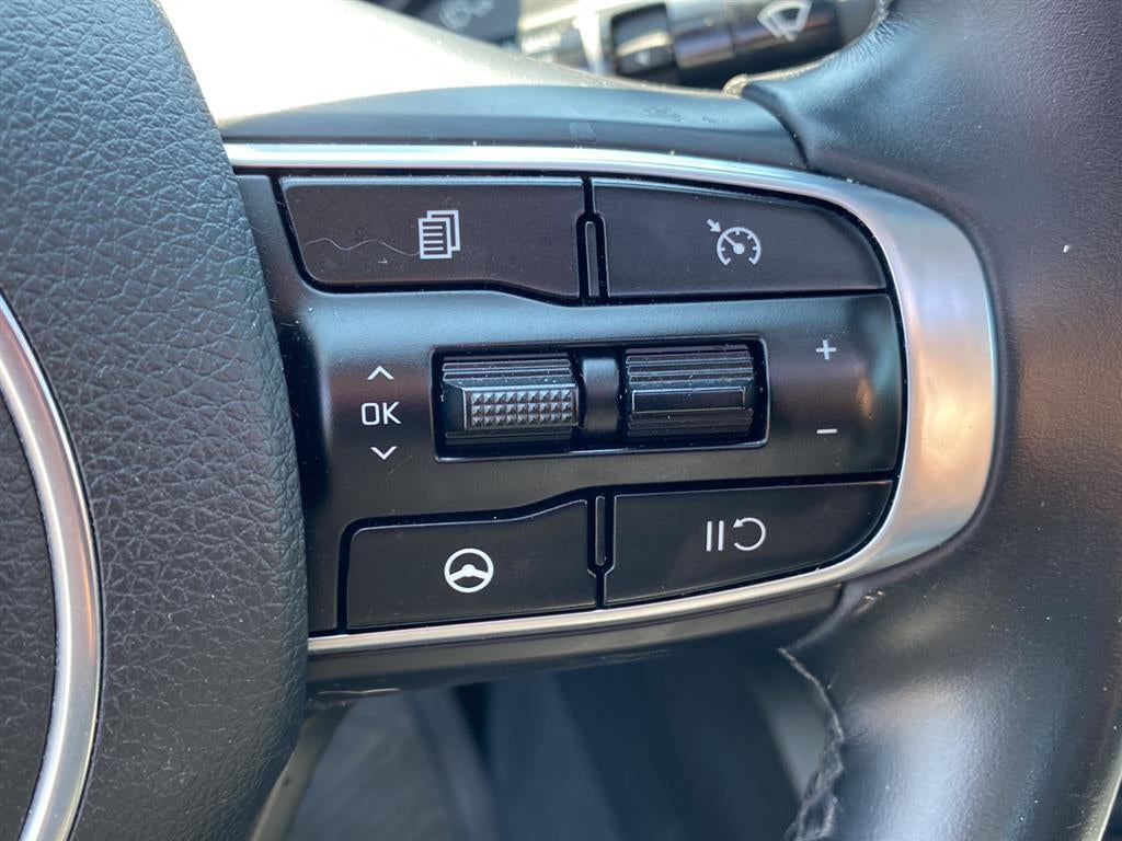 2022 Kia K5 EX