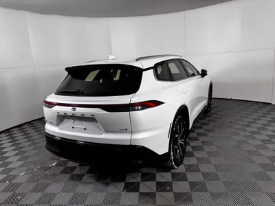 2025 Toyota Crown Signia XLE