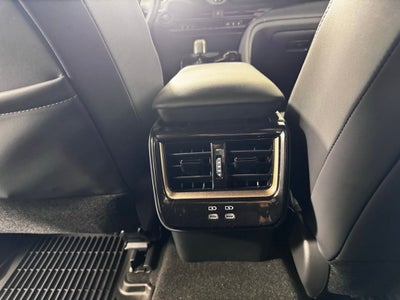 2025 Toyota Crown Signia XLE