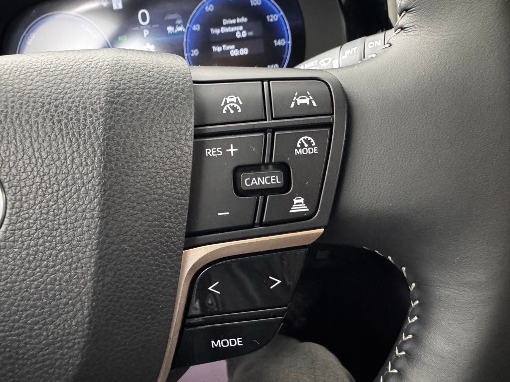 2025 Toyota Crown Signia XLE