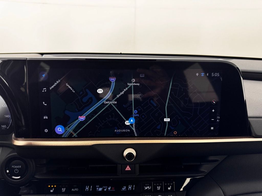 2025 Toyota Crown Signia XLE