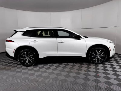 2025 Toyota Crown Signia XLE