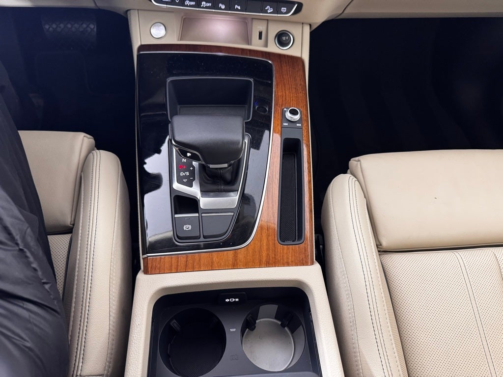 2023 Audi Q5 45 S line Prestige quattro