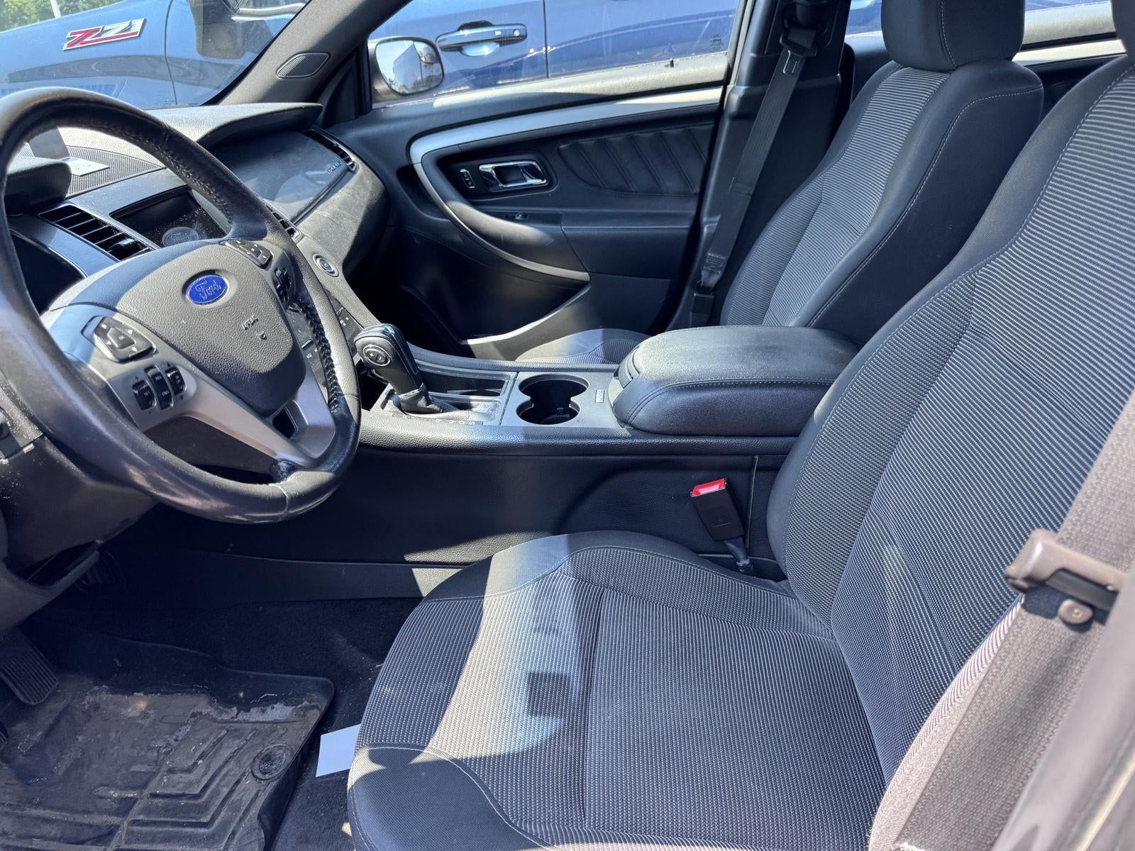 2018 Ford Taurus SEL