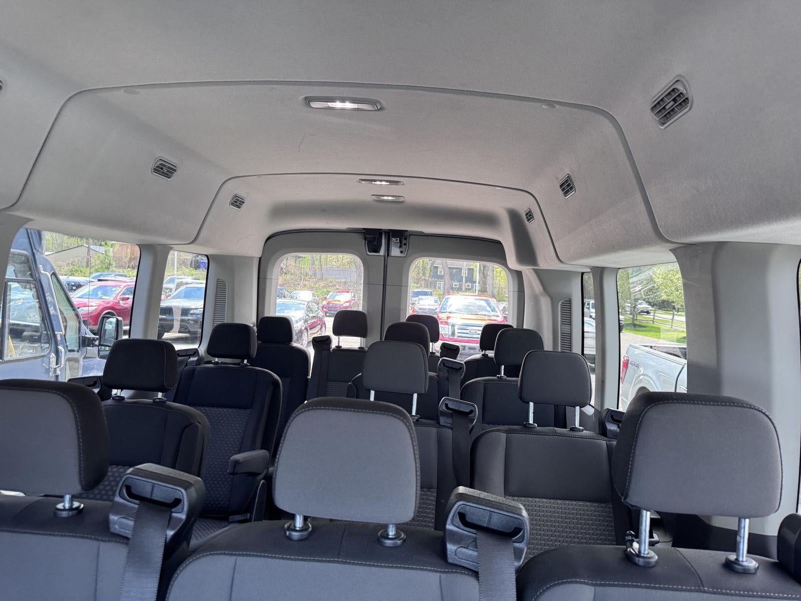 2022 Ford Transit 350 XLT
