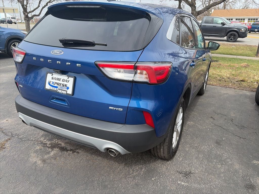 2022 Ford Escape SE