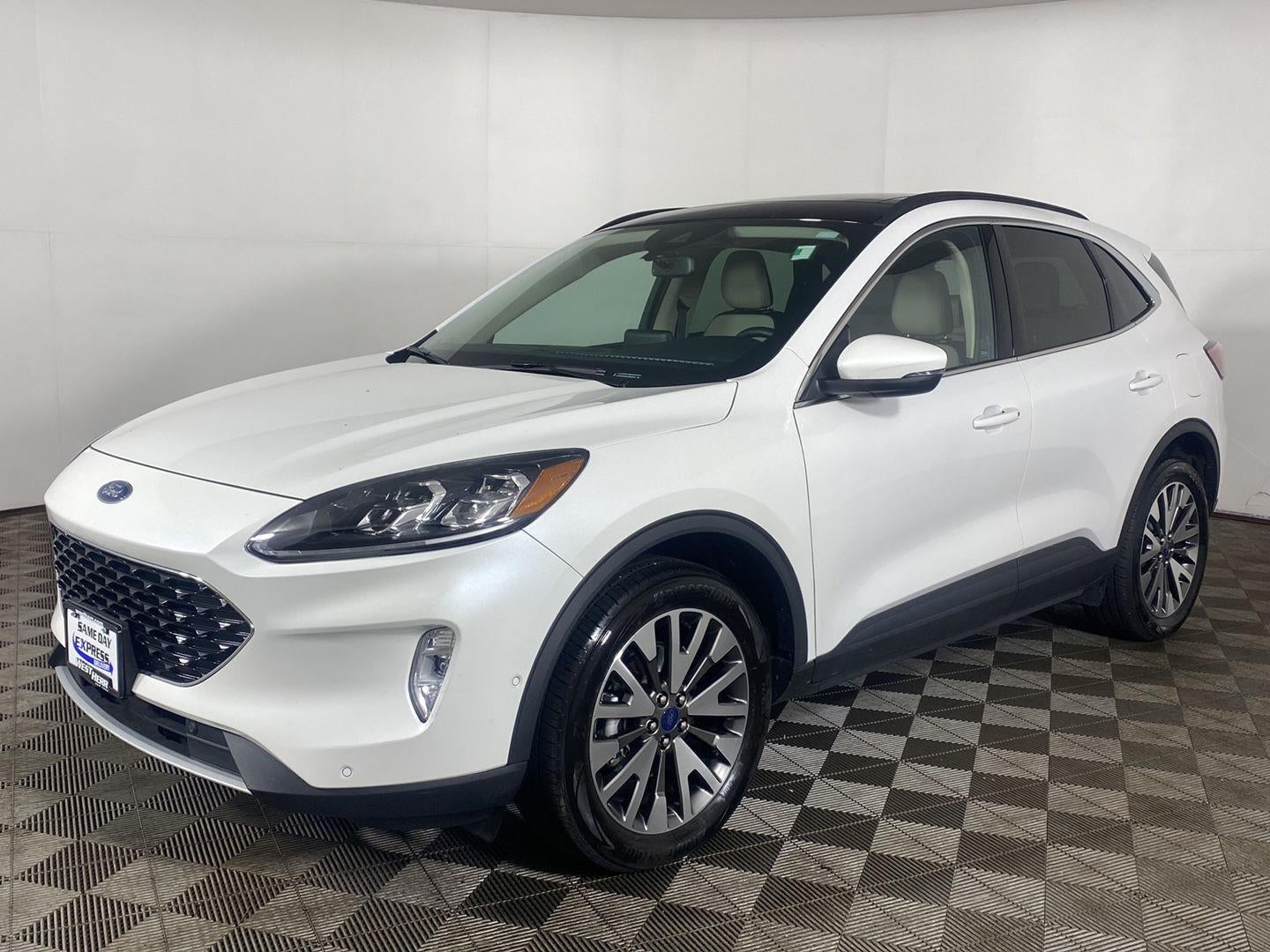 2020 Ford Escape Titanium
