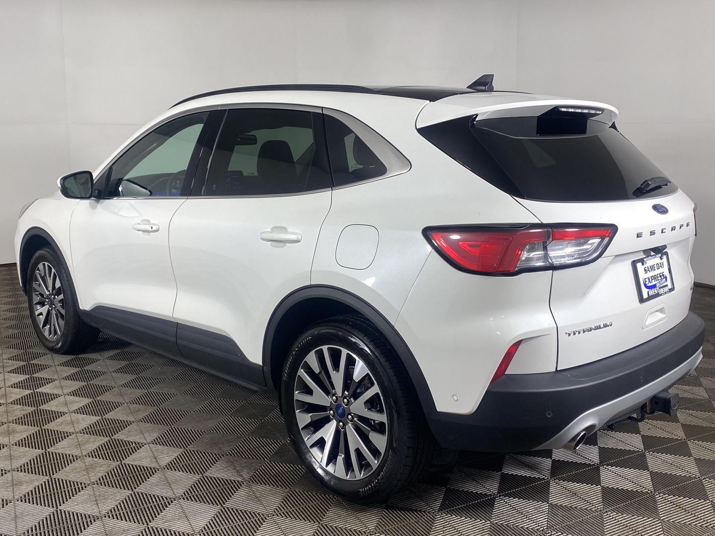 2020 Ford Escape Titanium