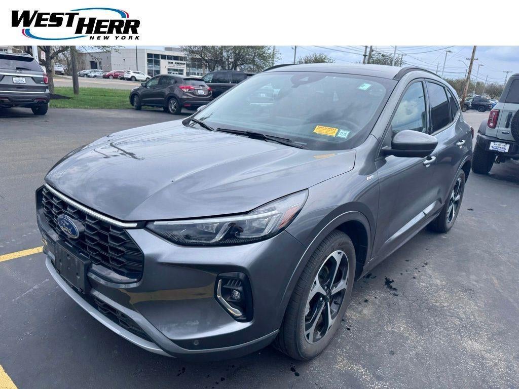 2023 Ford Escape ST-Line Elite