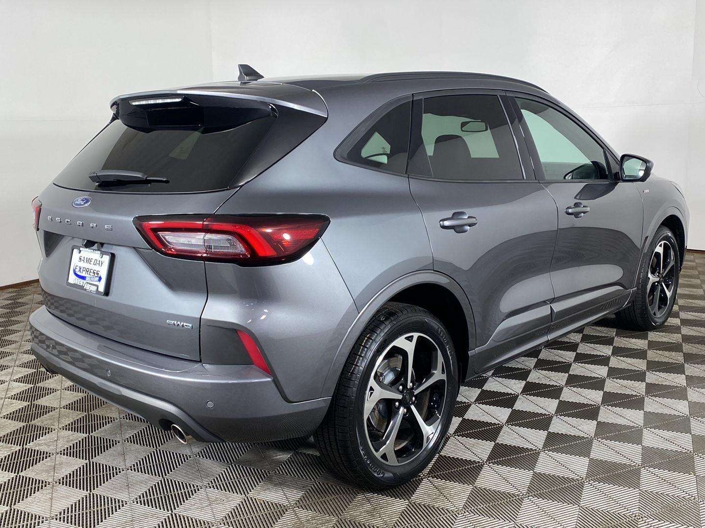 2023 Ford Escape ST-Line Elite