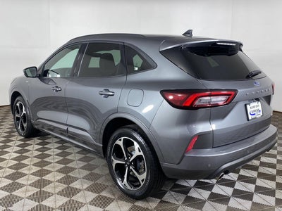 2023 Ford Escape ST-Line Elite