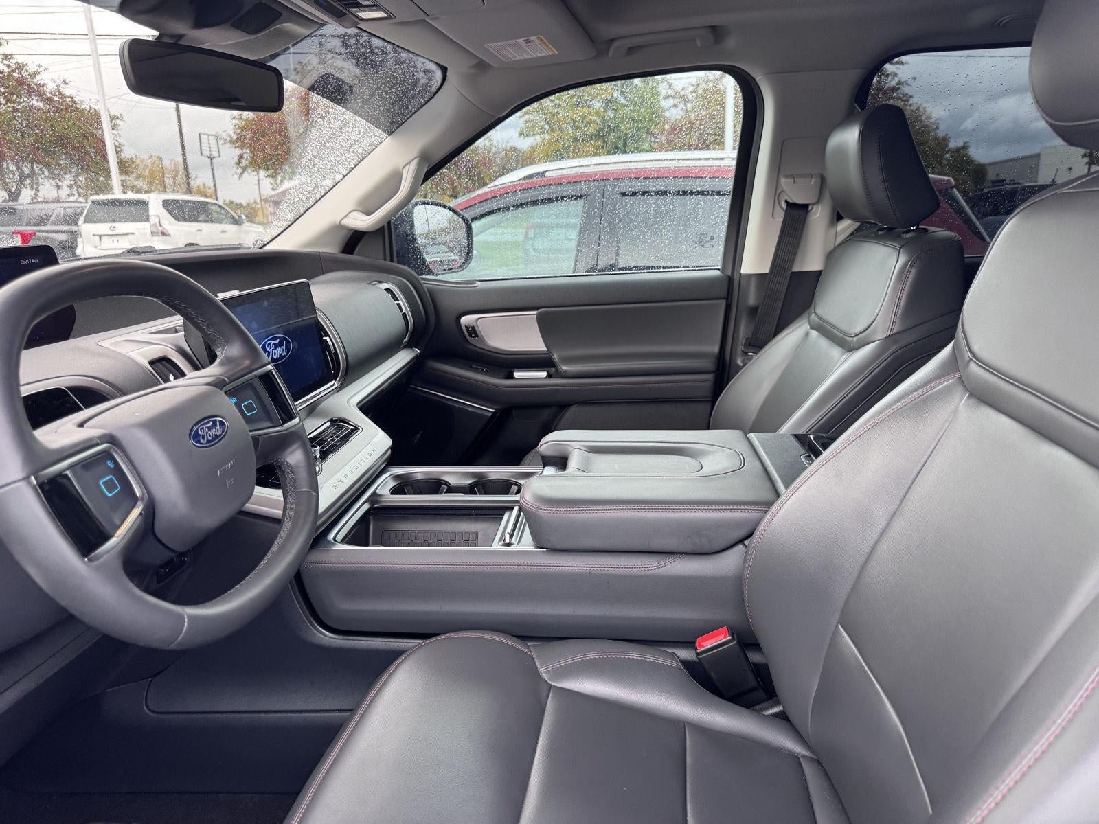 2025 Ford Expedition Max Active