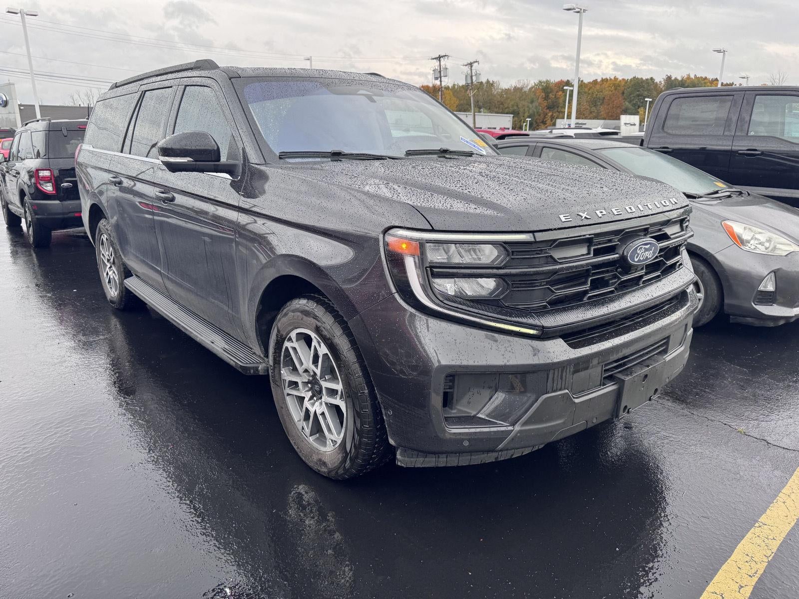 2025 Ford Expedition Max Active
