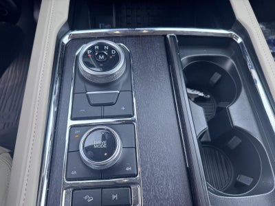 2024 Ford Expedition Platinum