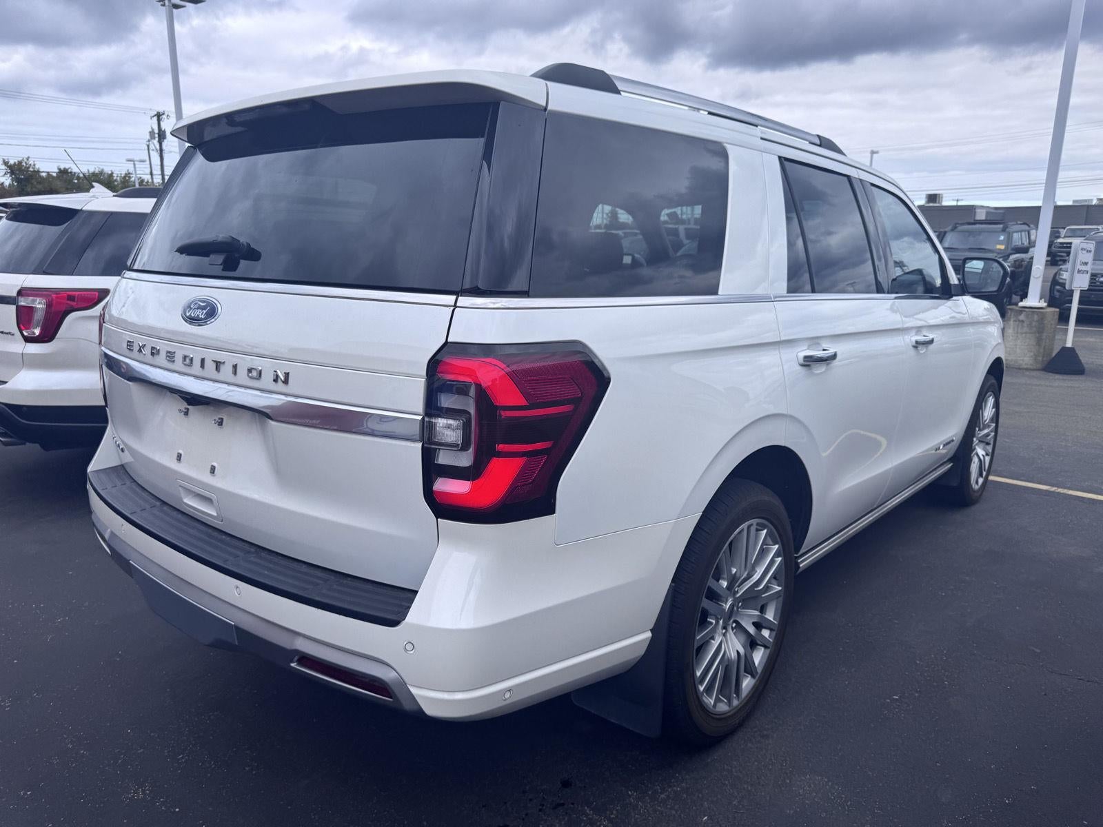 2024 Ford Expedition Platinum