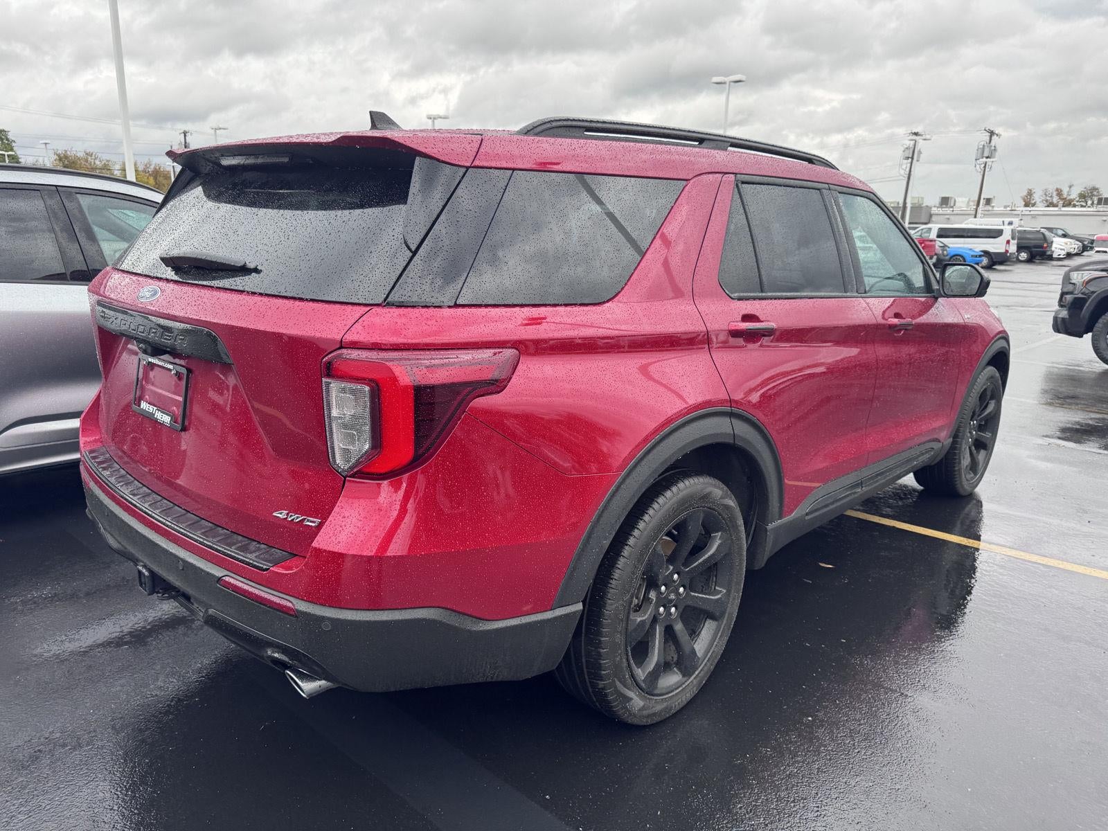 2023 Ford Explorer ST-Line