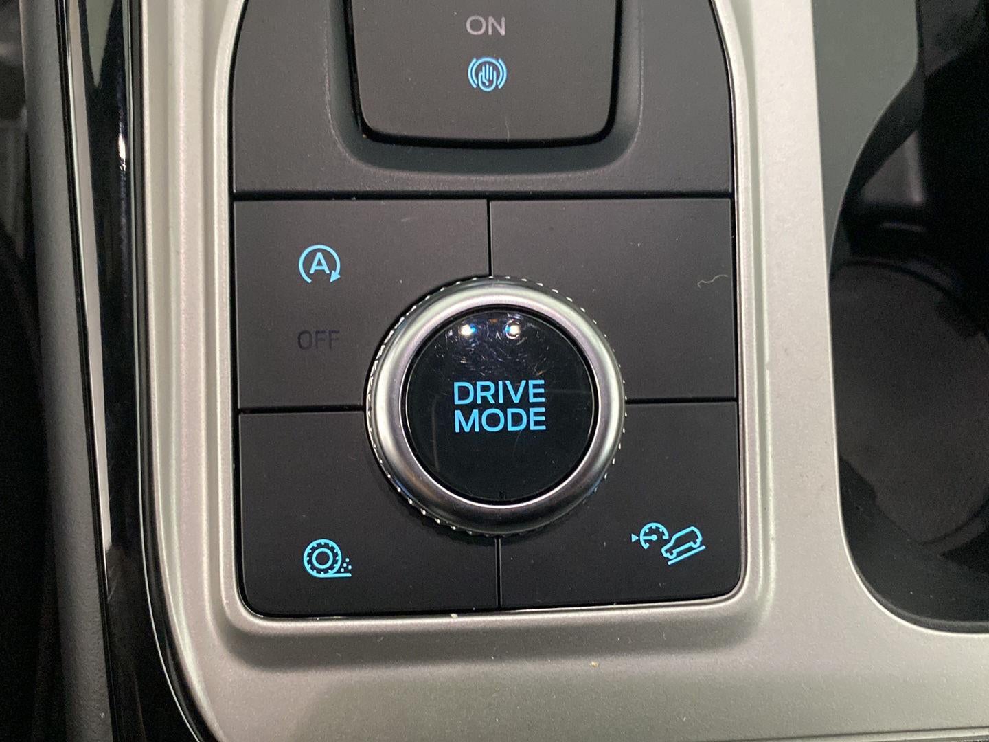 2024 Ford Explorer ST-Line