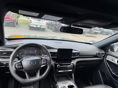 2023 Ford Explorer ST-Line