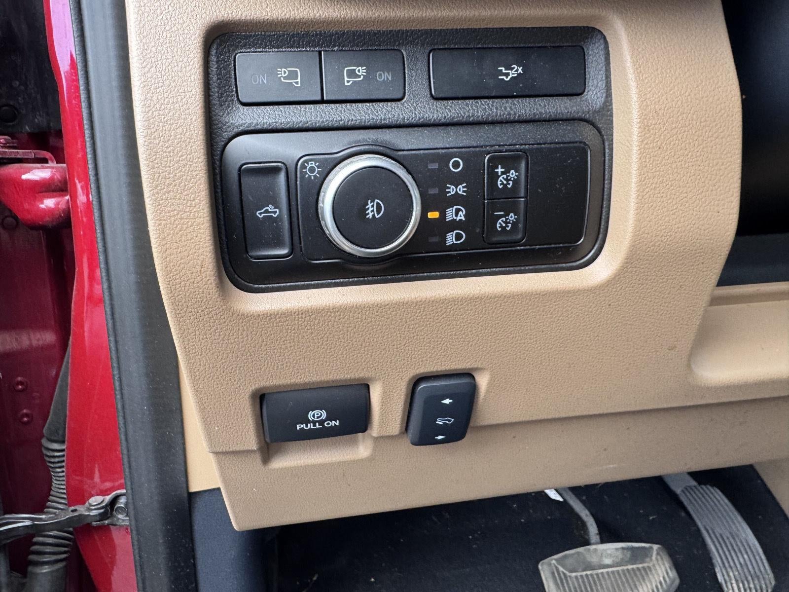 2023 Ford Super Duty F-250 Srw LARIAT