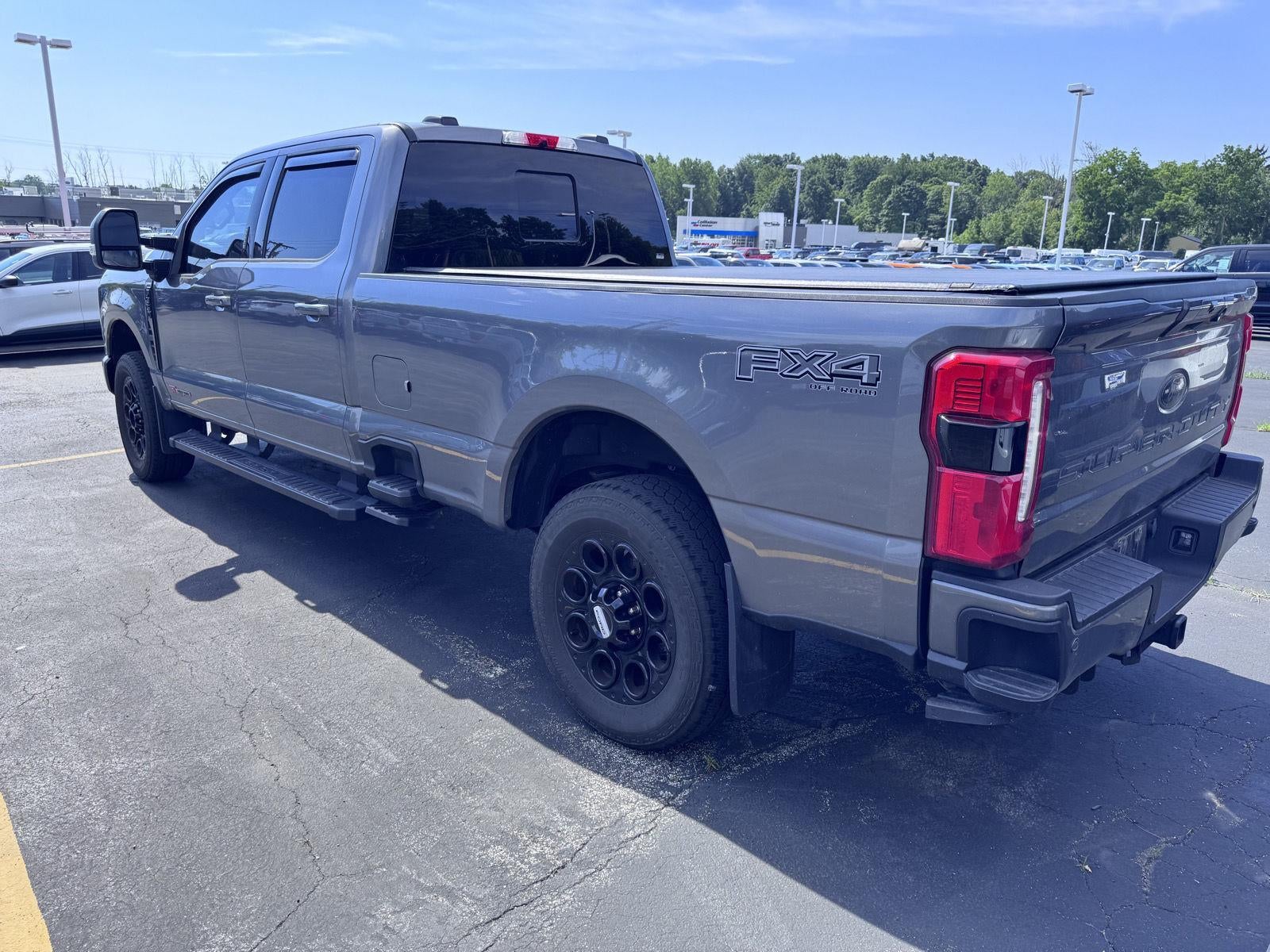 2024 Ford Super Duty F-350 SRW LARIAT