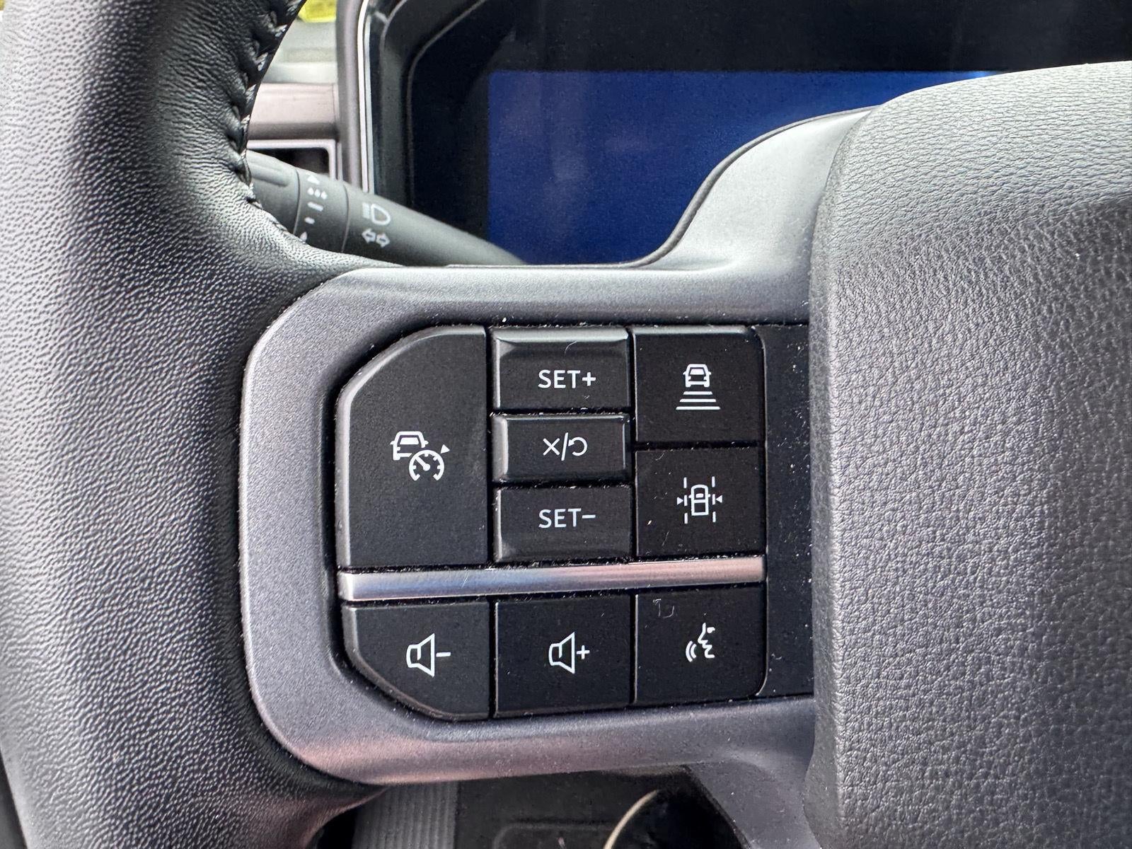 2023 Ford Super Duty F-350 Lariat