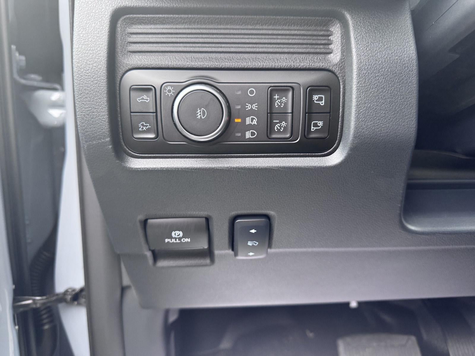 2026 Ford Super Duty F-350 Lariat