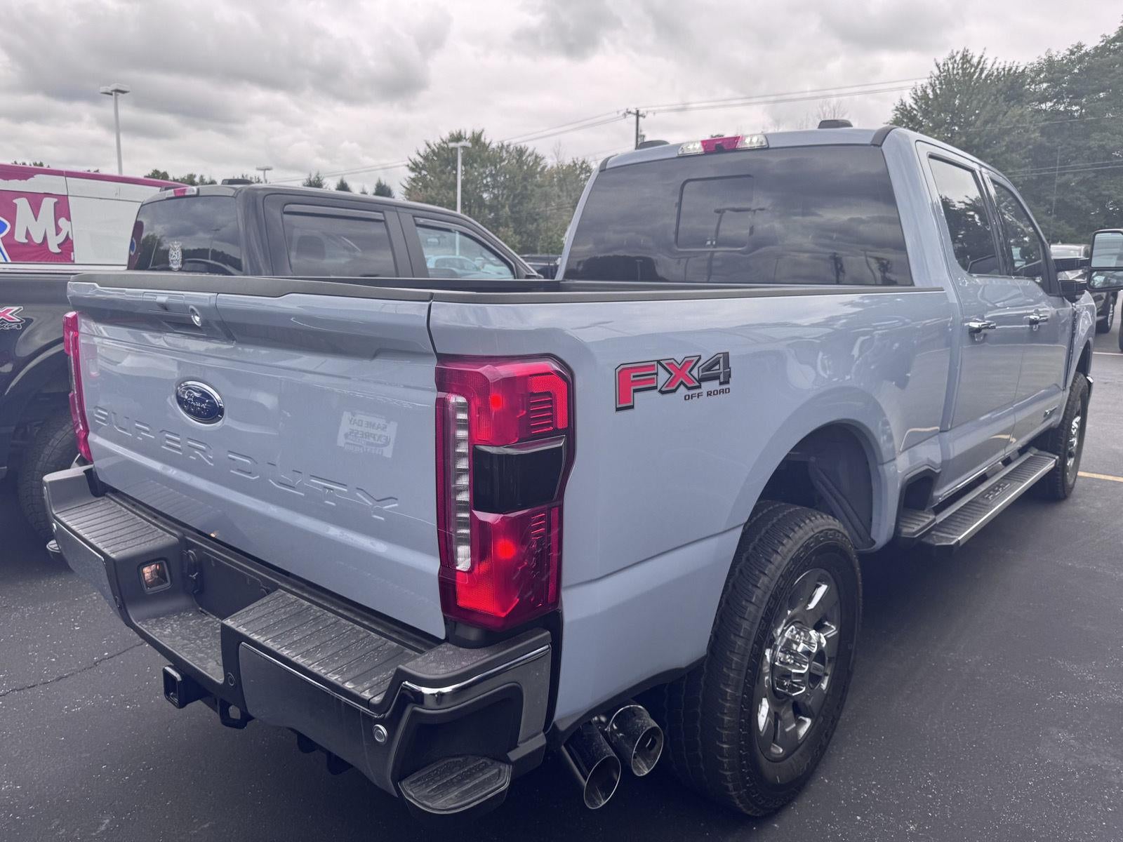 2026 Ford Super Duty F-350 Lariat