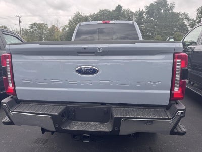 2026 Ford Super Duty F-350 Lariat