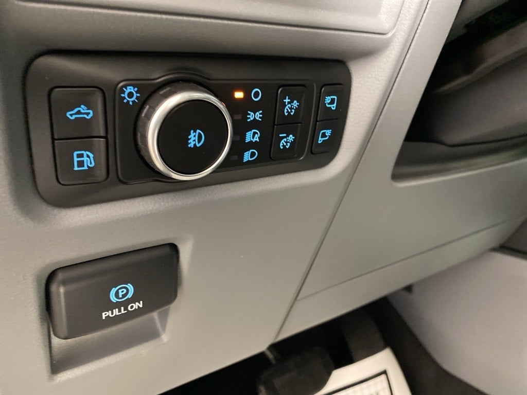 2025 Ford F-150 XLT SuperCrew