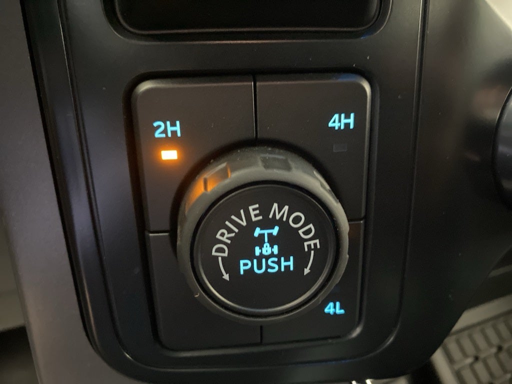 2025 Ford F-150 XLT SuperCrew