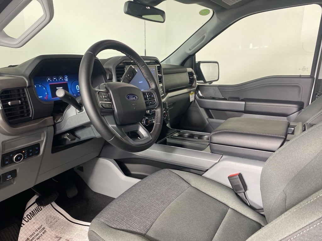2025 Ford F-150 XLT SuperCrew