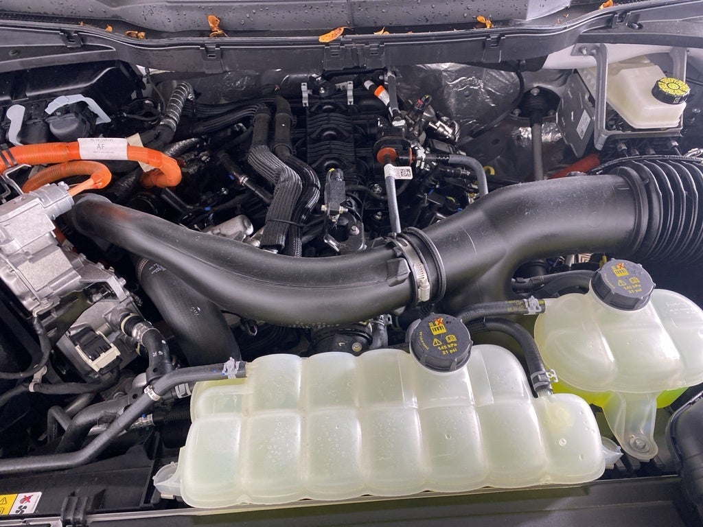 2025 Ford F-150 XLT SuperCrew