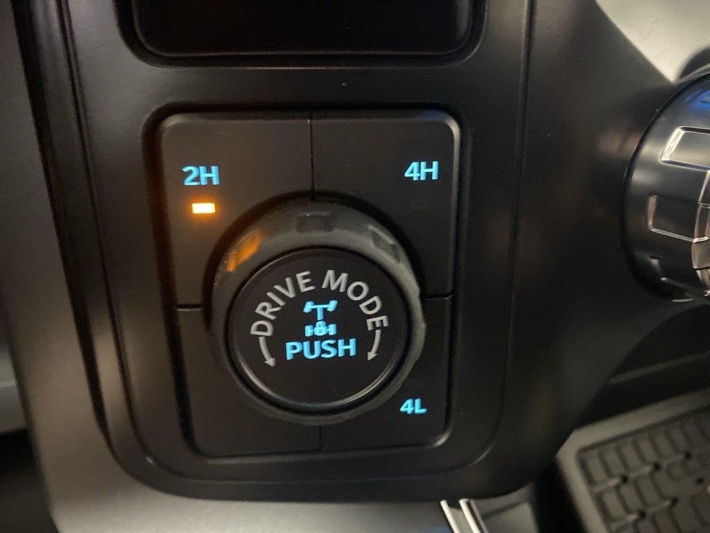 2025 Ford F-150 XLT SuperCrew