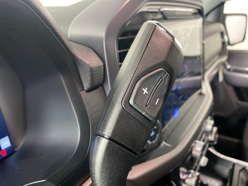 2025 Ford F-150 XLT SuperCrew