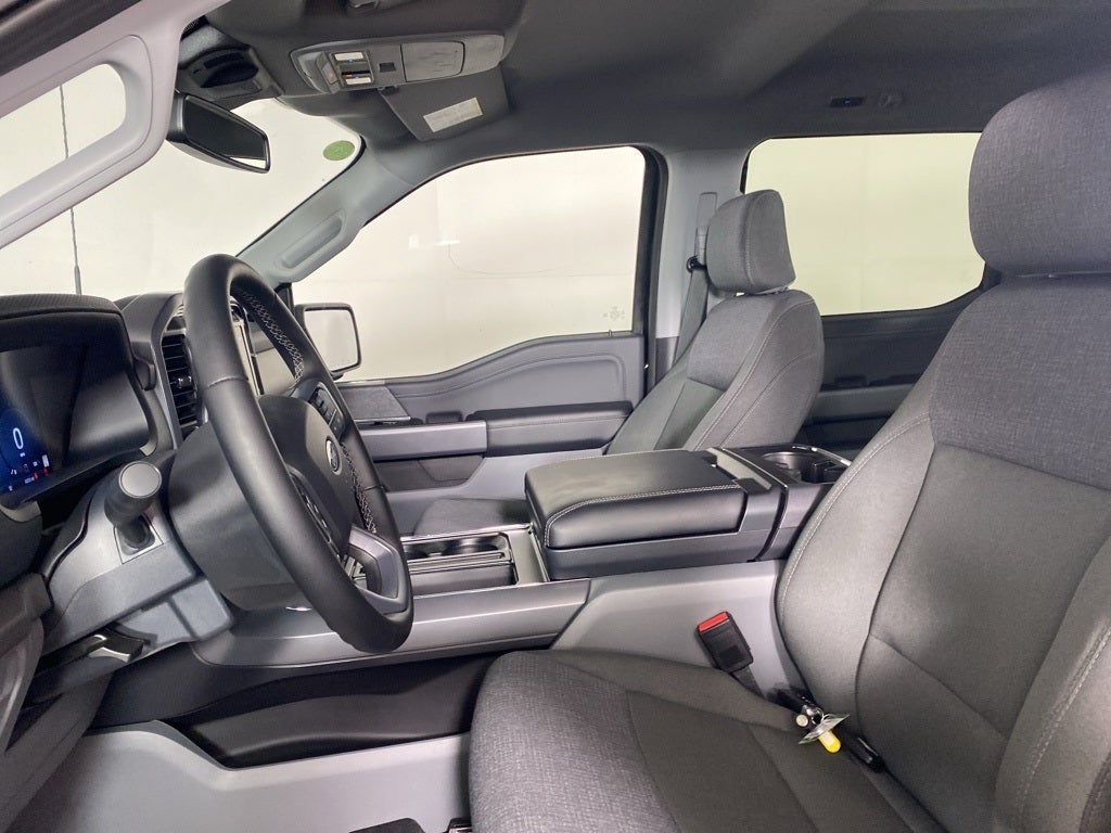 2025 Ford F-150 XLT SuperCrew