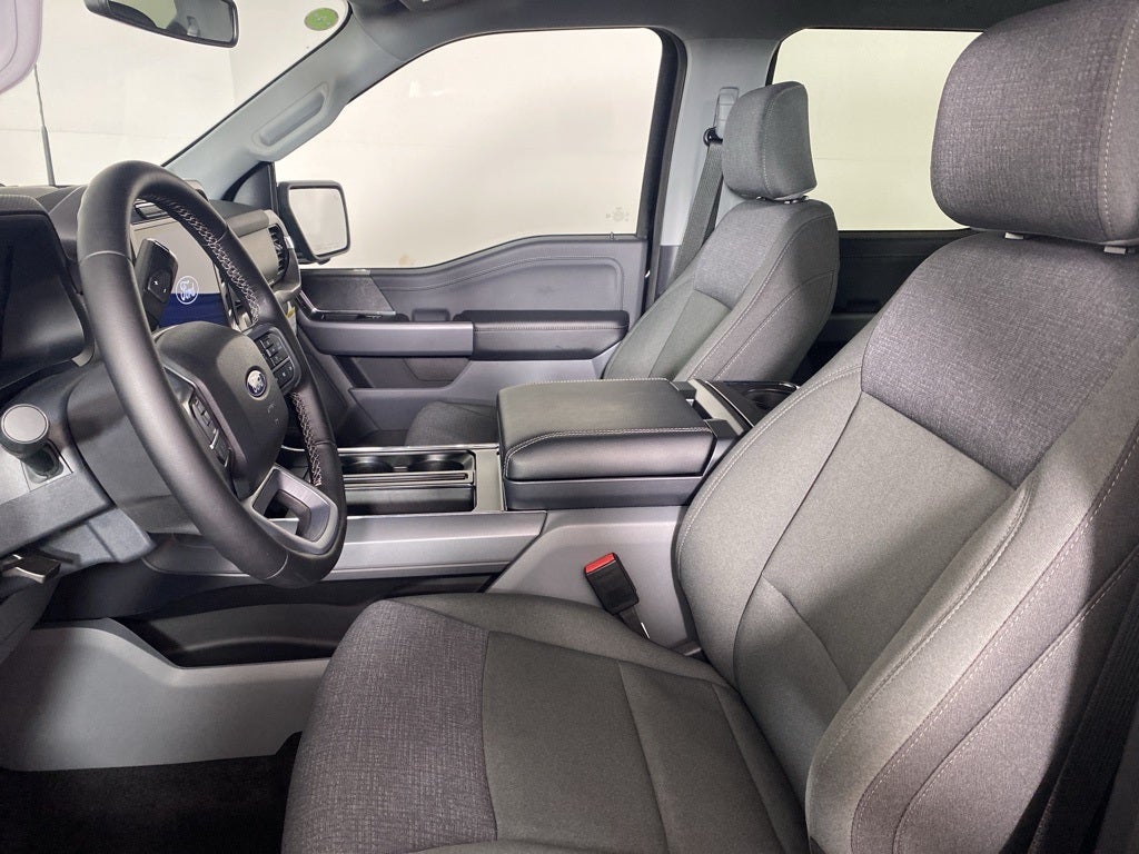 2025 Ford F-150 XLT SuperCrew