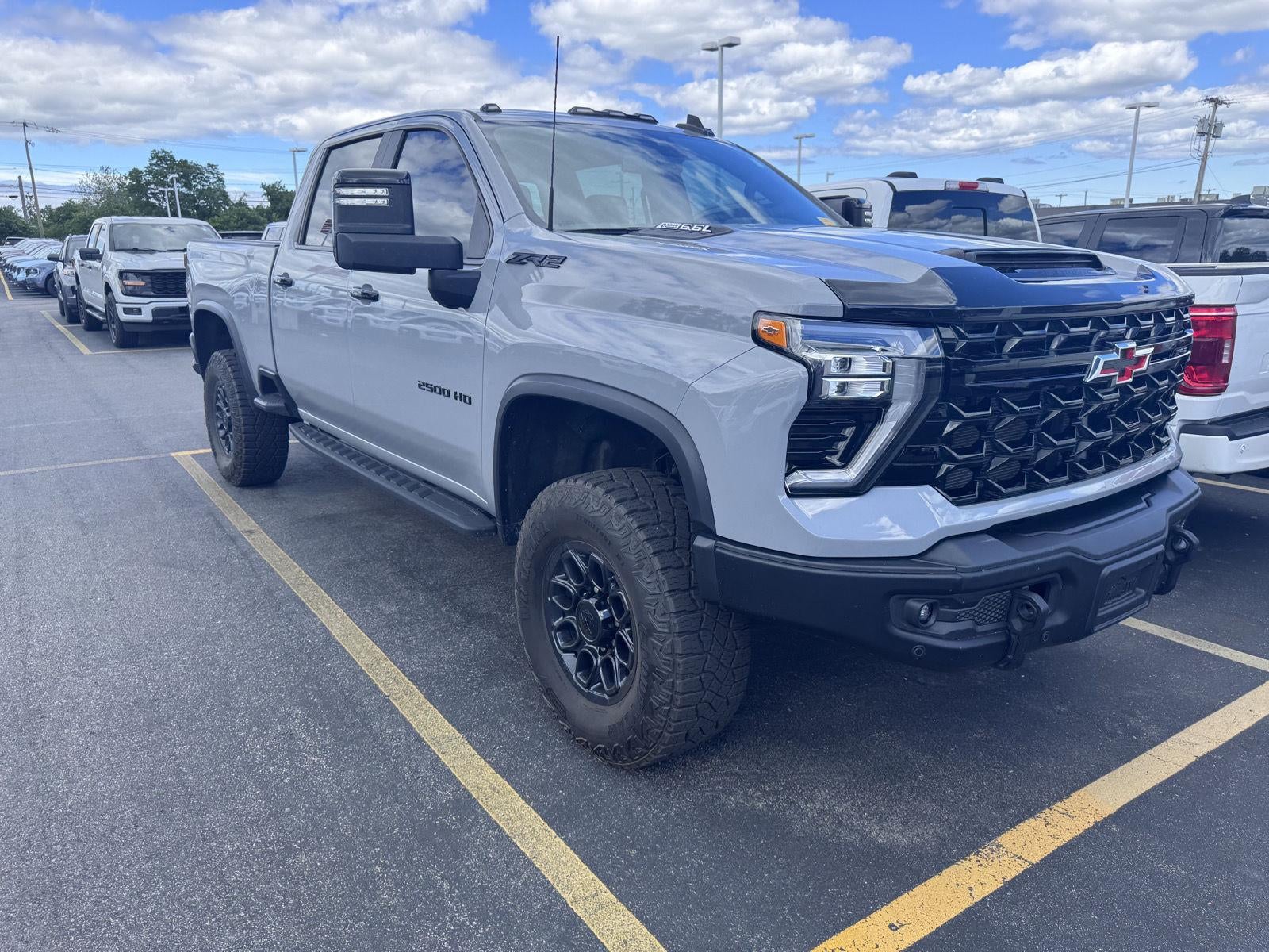 2025 Chevrolet Silverado 2500HD ZR2