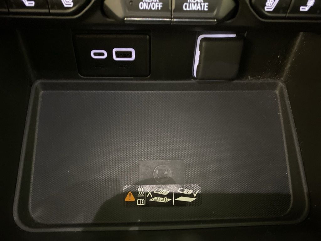 2024 Chevrolet Tahoe High Country HIGH COUNTRY