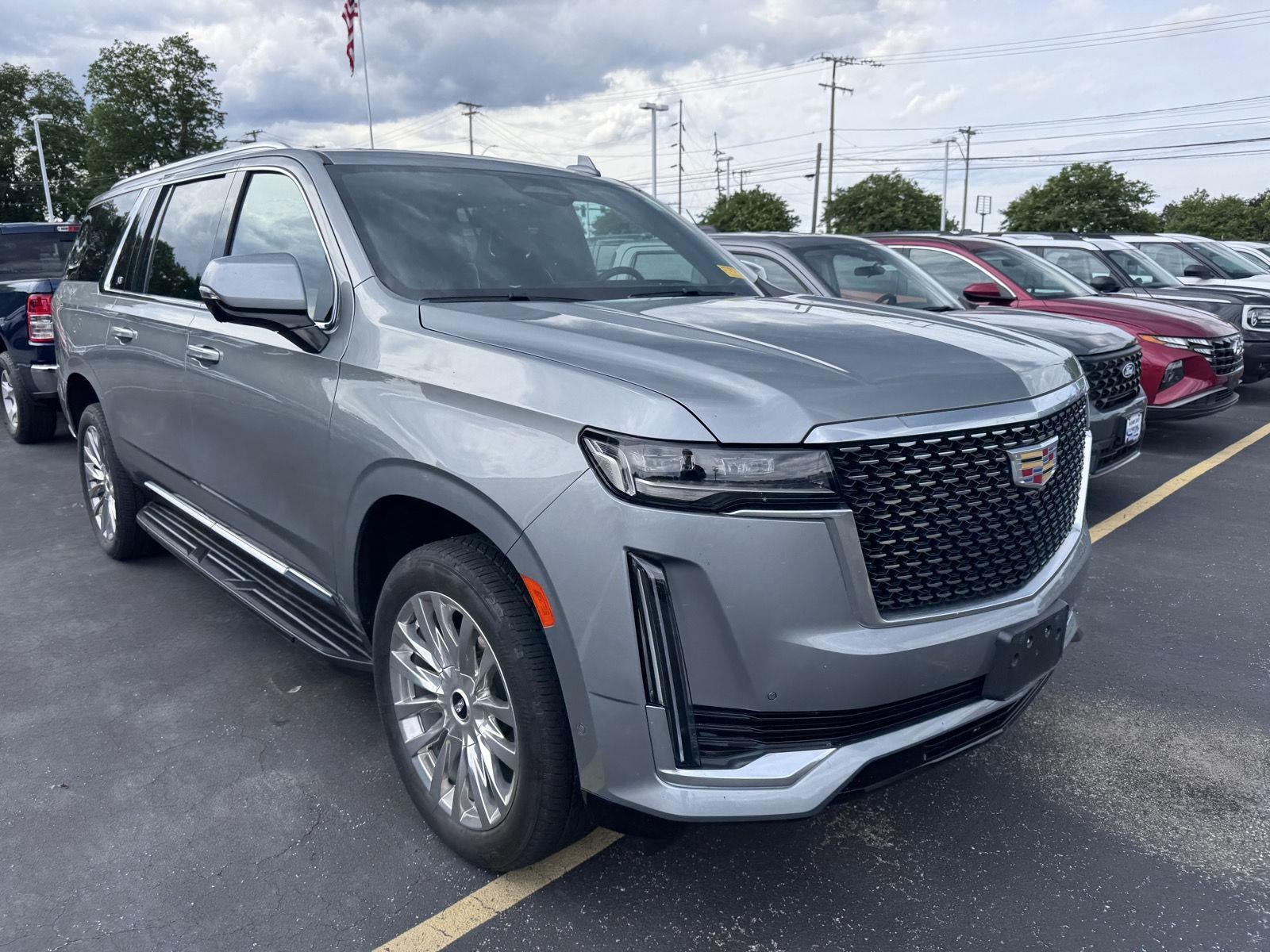 2023 Cadillac Escalade ESV 4WD Premium Luxury
