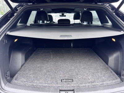 2023 Volkswagen Atlas Cross Sport 2.0T SEL R-Line Black