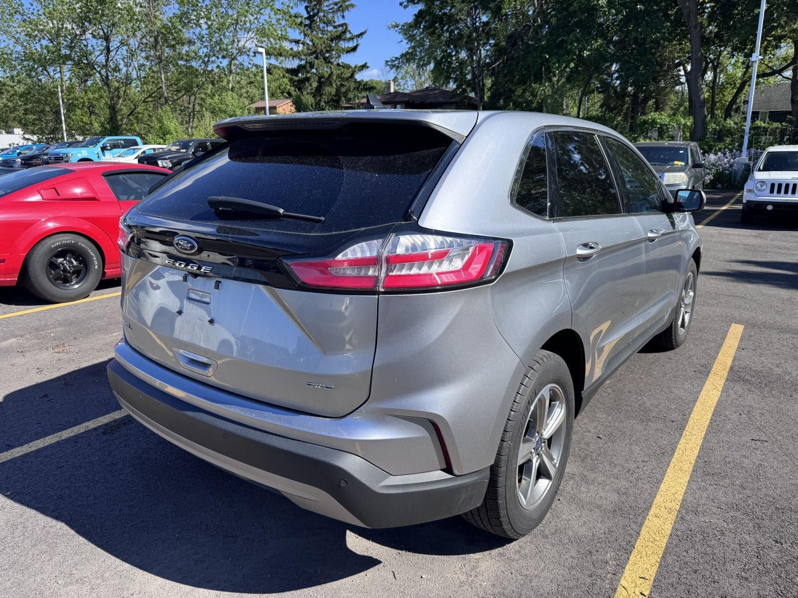 2022 Ford Edge SEL