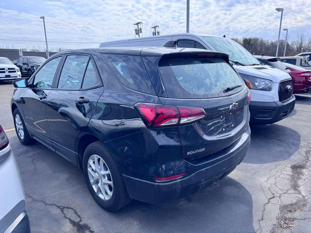 2022 Chevrolet Equinox LS